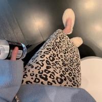 2021新款网红灯芯绒松紧半身裙秋冬女中长款裙子高腰豹纹包臀裙潮