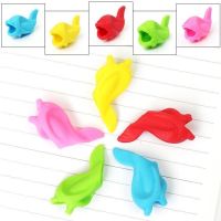 儿童握笔器写字矫正器幼儿园小学生铅笔姿势纠正文具学习用品