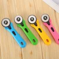 滚刀裁布刀轮刀迷你美工刀小号手账工具活页手工刀裁纸刀