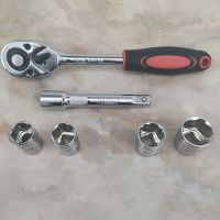 大飞套筒扳手棘轮快脱扳手汽修轮胎加长接杆1/2套筒17192124套头