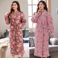 睡袍女冬加厚加长款棉睡衣大码宽松三层夹棉保暖中老年妈妈浴袍