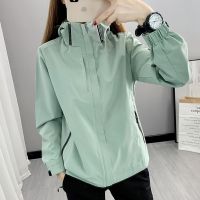 风衣女春秋新款韩版百搭冲锋衣薄款防水登山服韩版防风外套