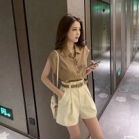 轻熟风套装女夏季2021年新款坎肩衬衫上衣+休闲短裤子时尚两件套