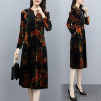 金丝绒连衣裙洋气女中老年妈妈宽松遮肚子显瘦改良版旗袍裙子