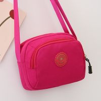 新款潮休闲尼龙斜挎单肩帆布包 斜跨迷你包牛津布妈咪包女包 结实耐磨防水+[横版玫红色]