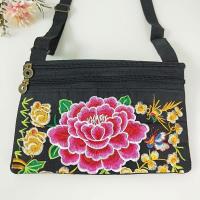 民族风包包女云南绣花包单肩斜跨包手机包刺绣包帆布包布艺零钱包 单面斜挎-红牡丹