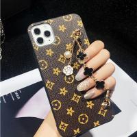 iPhone11promax手机壳复古潮女X苹果12仿皮8p斜挎可背xsmax欧美XR 手链款 苹果12