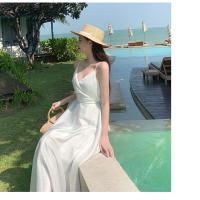 旅游海边巴厘岛三亚沙滩裙性感露背夏季度假长裙缎面吊带连衣裙女 白色连衣裙 S