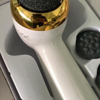 [新科技] 强劲动力 充电款 神器 去脚皮老茧 电动磨脚器 皮 金色