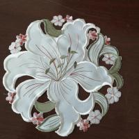 厂家出售多用工艺刺绣茶盘盖巾花瓶垫圆形隔热垫绣花盖巾 款一 提花贡缎彩色绣 25X25厘米园