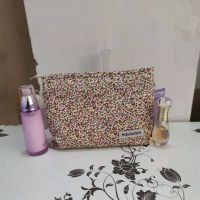 美摘小碎花休闲棉布化妆包原创小众复古文艺大容量化妆品整理袋女 白底碎花