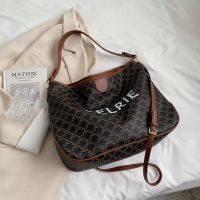 时尚撞色青年老花印花多用双肩带女包手提包 休闲单肩斜挎包大包 咖啡色