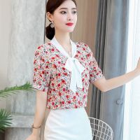 新款波点印花蝴蝶结系带雪纺衬衫2021夏洋气打底女式甜美短袖上衣 白底红花 S