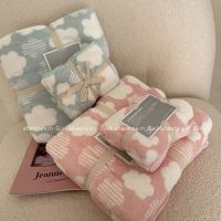 可爱云朵浴巾毛巾学生洗澡吸水毛巾女夏速干不掉毛大毛巾家用浴袍 粉色云朵 只要毛巾