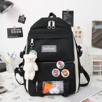 小学生书包女韩版ins甜美高中双肩包中学生初中生大容量帆布背包 单包黑色 带四个徽章+2套兔子萝卜
