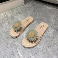 宋亚轩同款小白鞋女百搭ins街拍潮鞋小众原创设计高帮帆布鞋小熊 绿色拖鞋 35