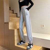 早秋裤子女ins卫裤新款宽松运动风小熊休闲设计感简约黑色束脚裤