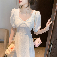 方领中长款连衣裙夏季2022新款法式温柔小个子超仙裙