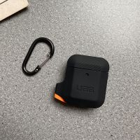 UAG新款蓝牙耳机保护套AirPods防摔AirPodspro硅胶软防丢便携硬壳 Airpods 1/2[软壳]黑+橙