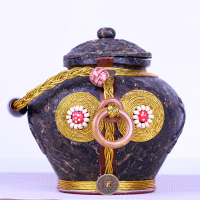 民族茶叶罐 普洱茶生茶饼压制 存茶叶罐子茶雕摆件工艺茶雕工艺品 金线罐
