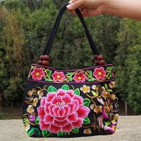 2021新款云南民族风绣花包包刺绣包帆布小包中老年女士休闲手提包 单拉链 大红牡丹