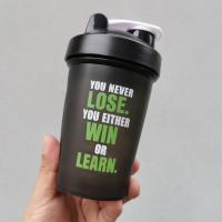 水杯大容量蛋白粉摇摇杯 500ml三层健身房冲泡奶希速摇杯 400无题手 单杯