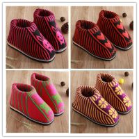 成品一双手工毛线保暖棉鞋成品 女士颜色图案随机发 38-39