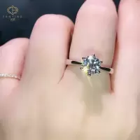 配国鉴证书 1克拉仿真莫桑石925戒指女情侣戒指结婚求婚戒指钻戒 六爪高档戒指[开口可调节]