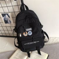 书包男初高中学生韩版ins时尚大容量潮流帅气小学生双肩包背包女 黑色带徽章