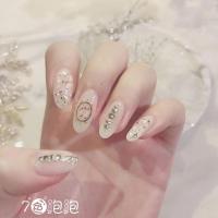 款假指甲成品贴片美甲贴片穿戴甲日式乳白美甲钻款24片