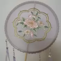 〖肥啾啾〗刺绣古风长柄团扇流苏舞蹈汉服拍摄道具宫扇圆扇绣花扇 售完涨价28.9