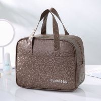 大容量化妆包女便携ins风超火简约洗漱包男手提旅行化妆品收纳包 咖啡色 小号23*11*19cm