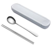 便携式餐具套装学生日式筷子勺子 304不锈钢创意旅游儿童套餐餐具 蓝色[无卡扣款+本色餐具] 两件套[筷+勺]食