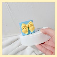 蓝硅胶套黄蝴蝶结保护套 苹果12手机数据线保护套20w充电器缠线11promax充电头18w软硅胶套