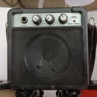 5瓦音响+赠电池 5w电木吉他 贝斯便携式户外音箱,电源电池两用,带失真,赠电池,