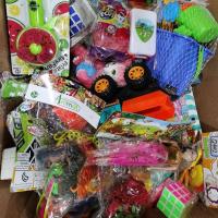 随机混装[1斤装] 儿童称斤玩具遥控芭比娃娃积木工程车益智故事机合金过家家混装