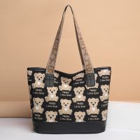 女包新款休闲大容量购物包女手提单肩包上班通勤学生书包小熊包包 时尚黑色