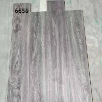 强化复合木地板家用10mm耐磨防水健康环保卧室客厅厂家直销地热 6650(送防潮垫不)