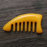 牛角刮痧按摩梳牛角梳檀木按摩梳经络梳淋巴排毒全身通用经络疏通 合成蜜蜡三角梳