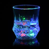 新年元旦情人节生日礼物发光七彩感应杯送兄弟老师男女友闺蜜礼物 出厂包装