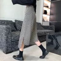美动态大码女装2022春季格子针织宽松半身裙胖mm藏肉显瘦半身裙