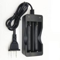 18650双槽座充 18650锂电池充电器3.7v 4.2v强光手电筒小风扇电池双座充智能充电