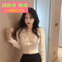 性感蕾丝打底衫女内搭洋气钩花镂空短款露脐长袖上衣