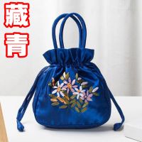 藏青 抽绳 绣花包妈妈买菜包手提手机零钱包民族风包包迷你小拎包中老年女包