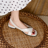 米白色 35 欧洲站罗马凉鞋女平底2022年夏季百搭一字带露趾鱼嘴低跟大码女鞋