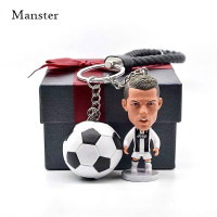 C罗CR 送爱踢足球男生礼物C罗梅西公仔人偶欧冠钥匙扣周边生日礼物挂件