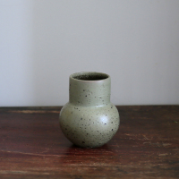 苔绿色 陶艺日式手工花瓶 景德镇陶瓷手作小花器 鲜花插道具家居装饰摆件
