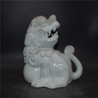 款1 宋代汝窑狮子戏球摆件仿古瓷器古玩古董老货收藏家居玄关装饰摆件