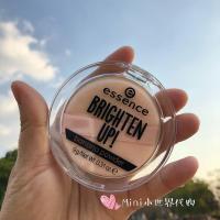 香蕉粉饼送粉扑 送植绒粉扑 !essence 香蕉饼哑光雾面立体控油提亮高光蜜粉饼