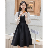 CACHE赫本风黑色A字背带裙女2022年春复古法式时尚气质小香风V领